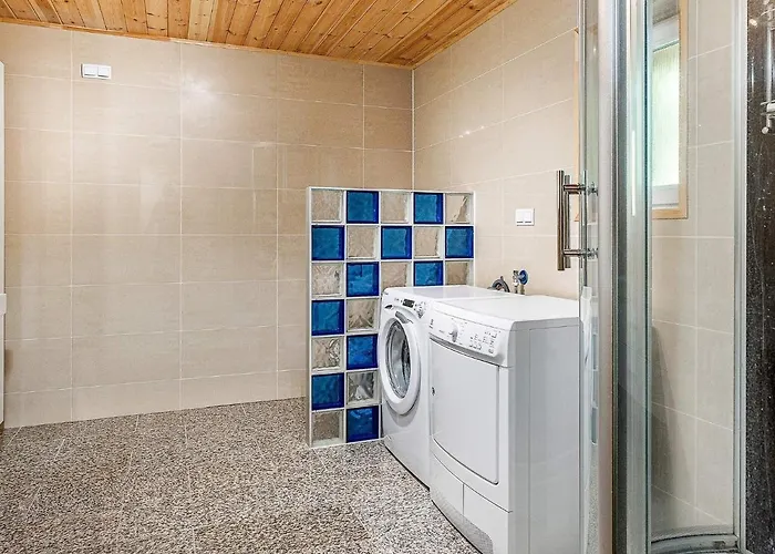 5 Person In Appartement Eidsvåg