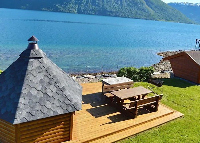 5 Person In Appartement *